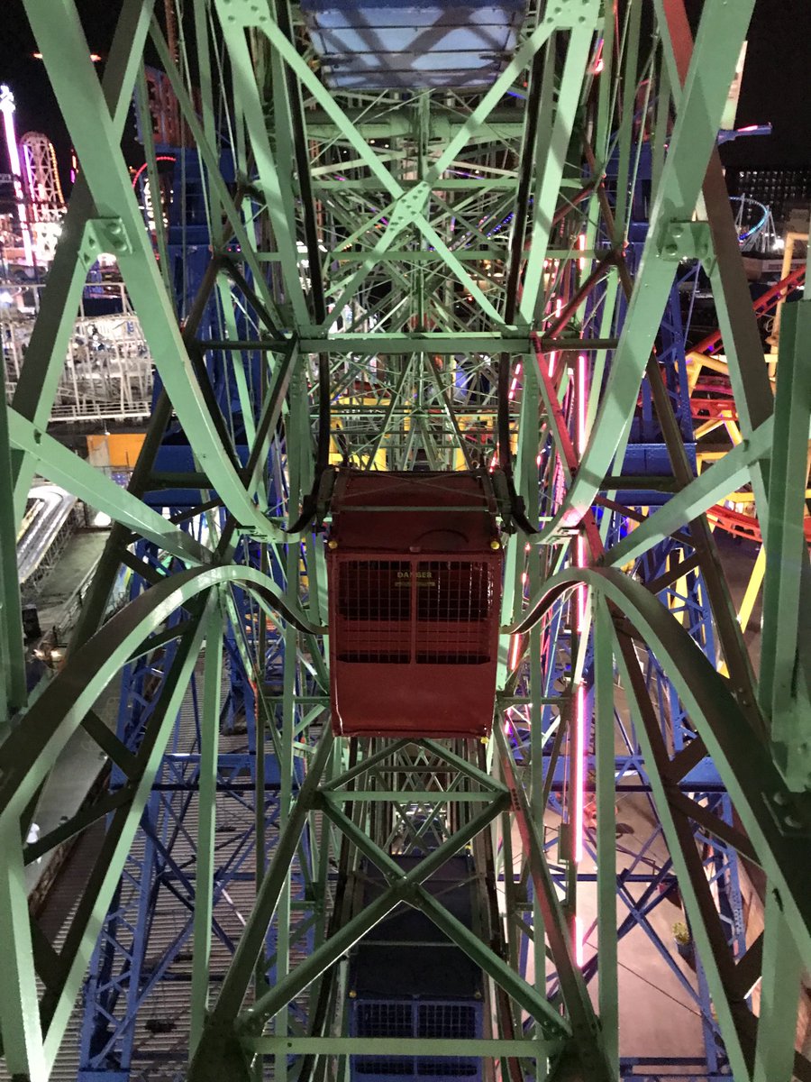deutch_amanda's tweet photo. I believe in magic and hard work. The Vourderis family keeps the Wonder Wheel going round weekends until October. @WonderWheelPark #ConeyIsland #ItIsStillSummer! #Summer https://t.co/rYxhW2xtT7