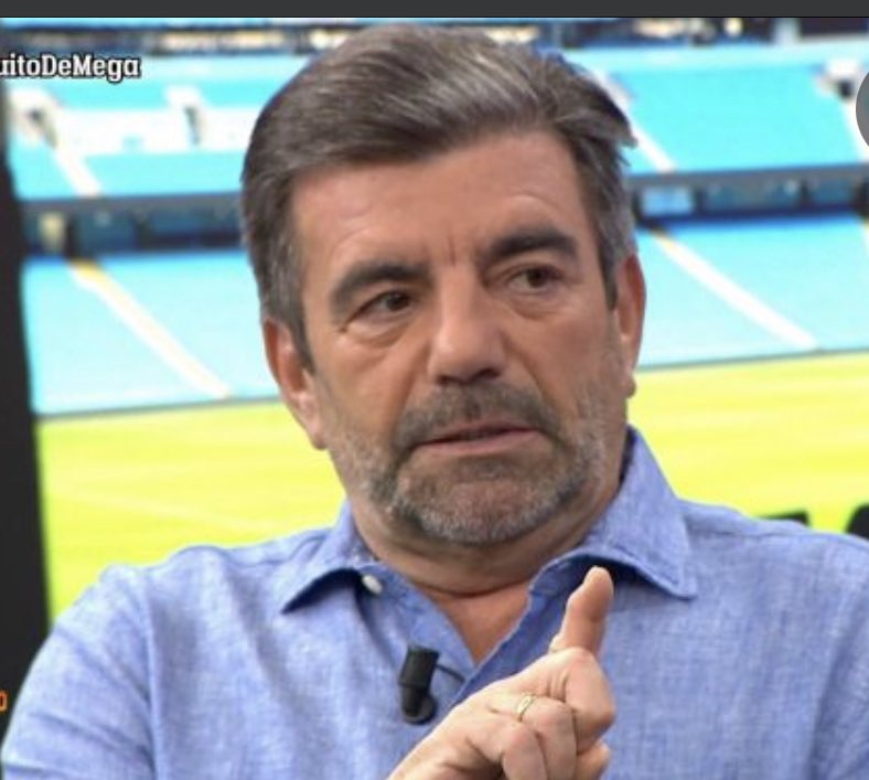 famalain's tweet photo. @elchiringuitotv solo espero que @jpedrerol no deje a este señor volver a pisar plató, un programa internacional y tan gustado como es @elchiringuitotv no puede permitir que tenga colaboradores con el bajo nivel de persona que es este señor. #BailaViniJr https://t.co/M8vnYk8tEg