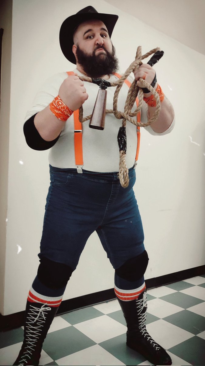Brute_VanSlyke's tweet photo. I ain't afraid of some bull rope, in fact I feel right at home. @DaddyYeahPro get ready for a fight! 🤘🏻
#HiredGun #HiredGunInc #Grizzled #GunSlinger #OutlawsForLife #AintDeadYet #HellsComingWithMe https://t.co/LIfmtxY2w7
