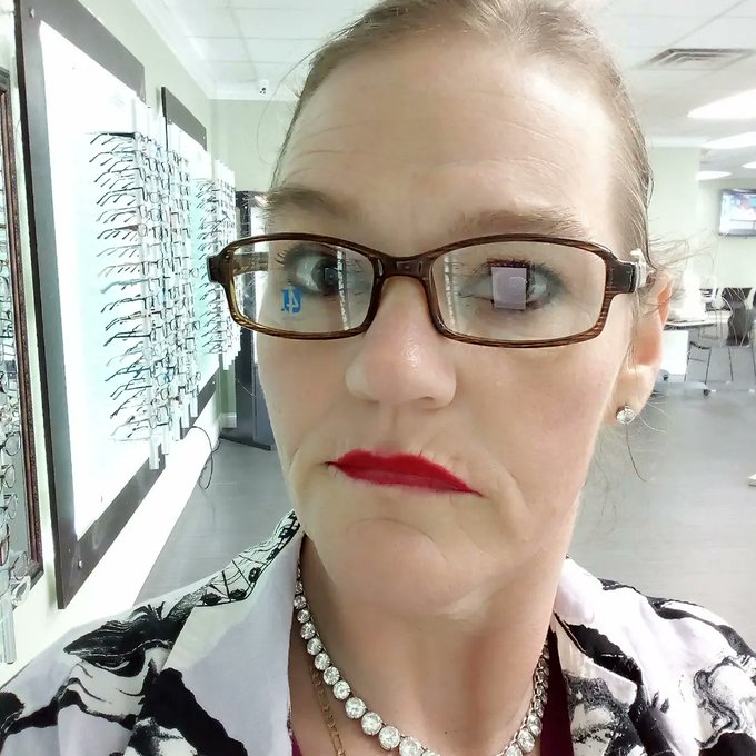 New pink pair of glasses https://t.co/2QiayCTSzQ<a href="/tag/mytwitteranniversary"class="tags"><span>#mytwitteranniversary</span></a>