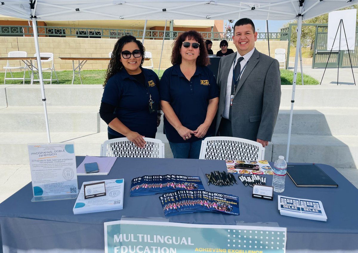 AlfonsoCejaC's tweet photo. @Team_BCSD Parent University 22-23 Kick-Off! @MEP_BCSD providing information to parents regarding our Multilingual Programs! #parentengagement #MEPTeam #TeamBCSD https://t.co/vgarKKtrRK