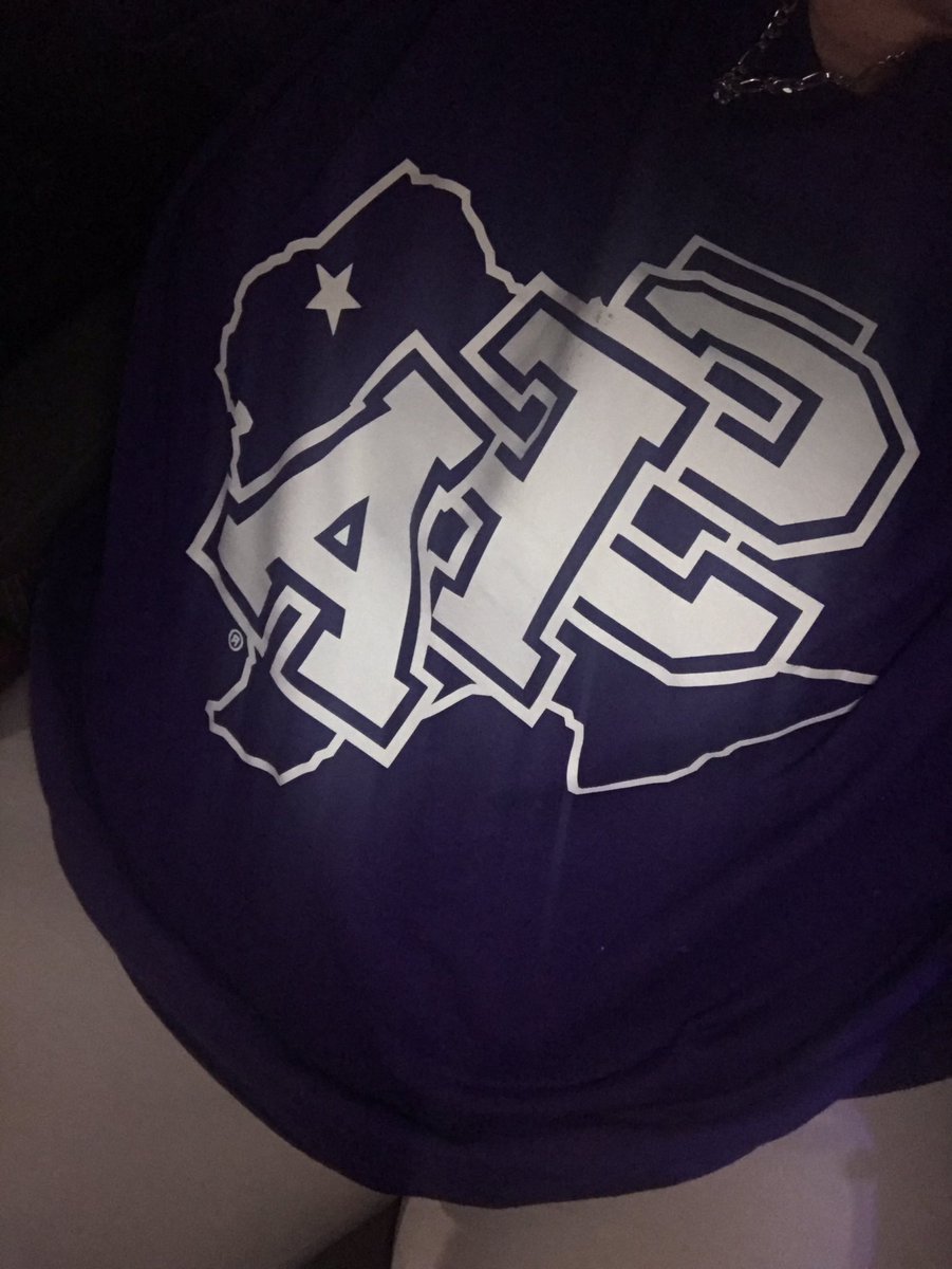 boobear0707's tweet photo. SFA PROUD 💜💜💜 https://t.co/xBMXGpxEVY