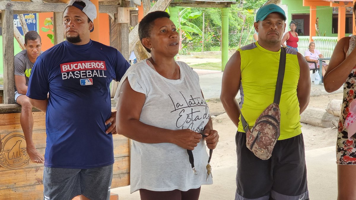 Minpescave2's tweet photo. En Cepe el digno y revolucionario pueblo pescador manifestó su compromiso para luchar por el reimpulso de la economía pesquera, al tiempo que expresaron todas sus inquietudes, las cuales serán atendidas de forma eficiente en el marco del 1x10 del Buen Gobierno.
@NicolasMaduro https://t.co/1gj8Ju56ke