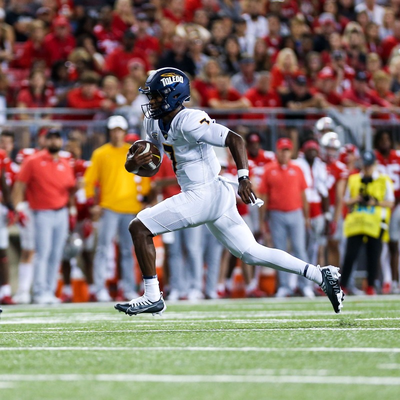 ToledoFB's tweet photo. We've reached halftime in Columbus.

📺 @CFBONFOX | #GoRockets