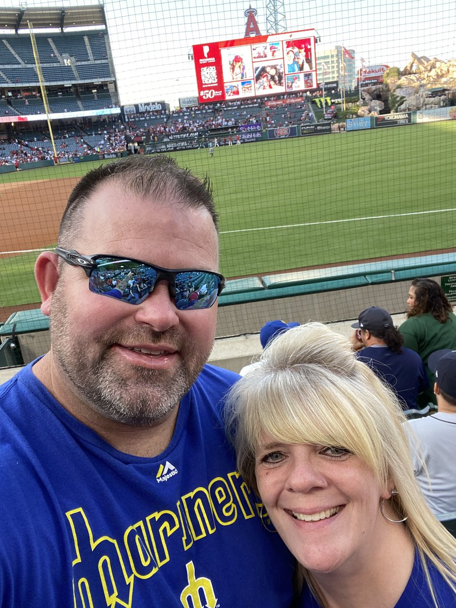 jeffmorgan718's tweet photo. Cheering the M’s on in Anaheim! #SeaUsRise #WHEREIROOT https://t.co/mLF14f6frf