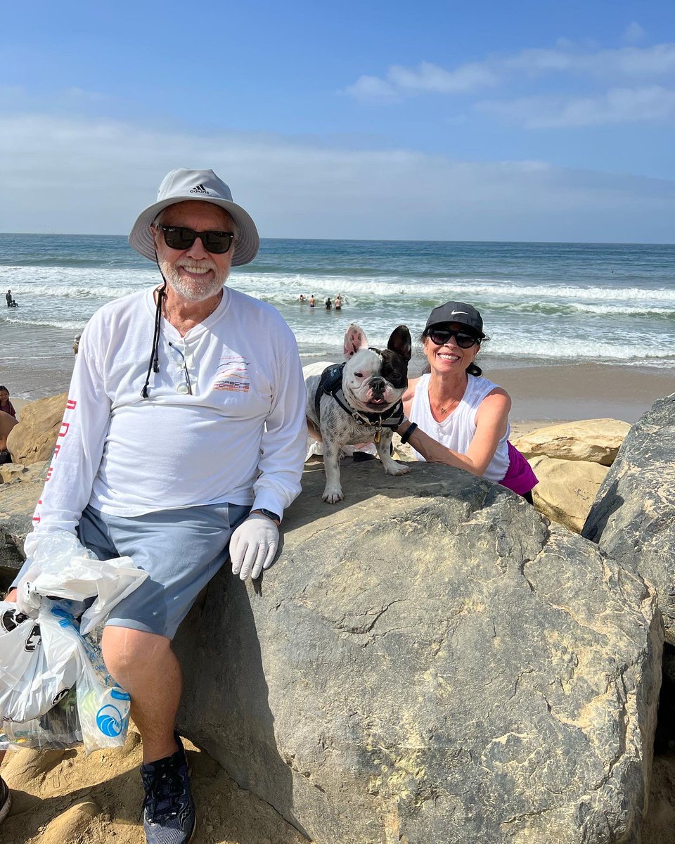 CountyVentura's tweet photo. Ventura County, you rock for showing up for Coastal Cleanup Day! Big thank you to all volunteers who joined us today at Foster Park, Rincon, Steckel Park and many other locations in VC! #volunteersrock #coastalcleanupday #venturacounty #vcparks https://t.co/uJplwLYMkM