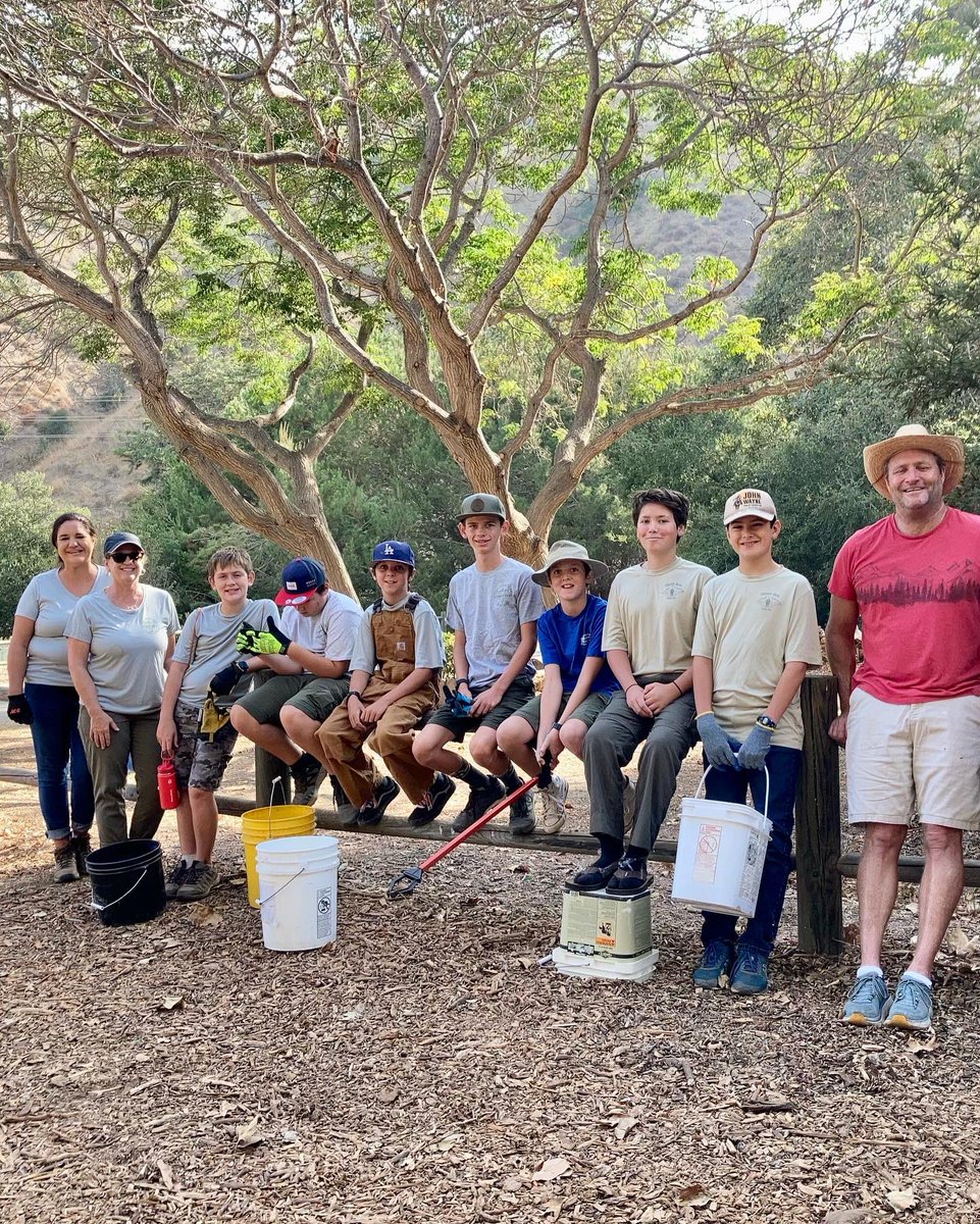 CountyVentura's tweet photo. Ventura County, you rock for showing up for Coastal Cleanup Day! Big thank you to all volunteers who joined us today at Foster Park, Rincon, Steckel Park and many other locations in VC! #volunteersrock #coastalcleanupday #venturacounty #vcparks https://t.co/uJplwLYMkM