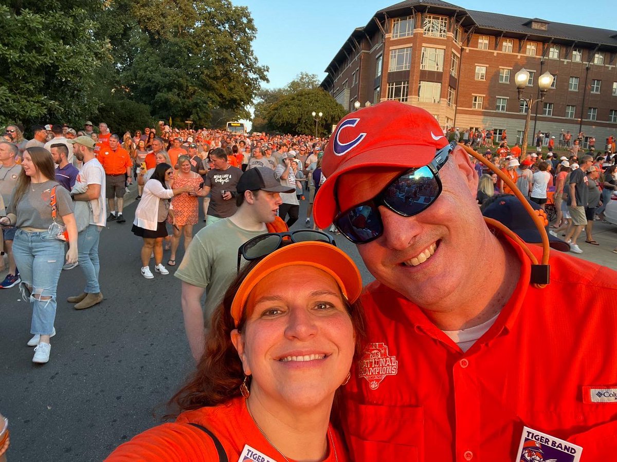 CTRTiger's tweet image. Go tigers!! In God’s Country for Tiger Football &amp;amp; Parents Weekend. 
#TigerBand #ClemsonFamily #Parentsweekend #ThebandthatShakestheSouthland #allin #bestinthegame