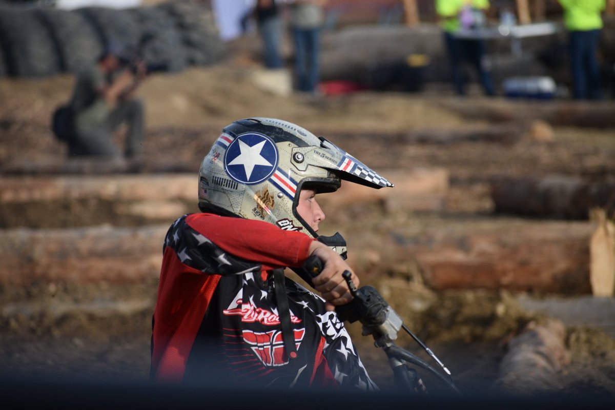 DaltonSignature's tweet photo. Cowboy Cross with my son! #eBurg #Ellensburg #CowboyCross #GreysonTrey https://t.co/uBKblOXfwm