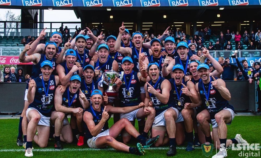 TasPremLeagues's tweet photo. Back-to-back-to-back 🏆🏆🏆

📸: @solsticedigital https://t.co/s11m4EnwXG