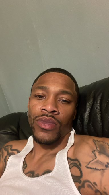 First line up in 3 weeks 🧼 https://t.co/Ib6lbvsCnb<a href="/tag/support"class="tags"><span>#support</span></a><a href="/tag/merch"class="tags"><span>#merch</span></a><a href="/tag/freakmob"class="tags"><span>#freakmob</span></a>