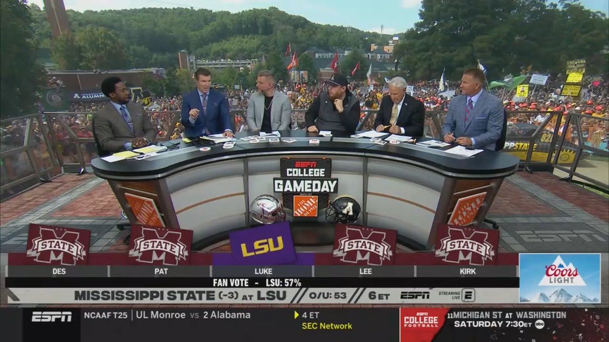 LSU Football tweet media