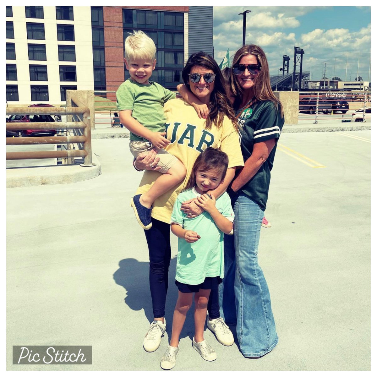 CashNatalie's tweet photo. Other than a few spilled drinks, and bags of popcorn, today was the best! I need college football in my life 24/7 loll.  A great win and super proud of our team! #UAB https://t.co/sFwwqKRy3s