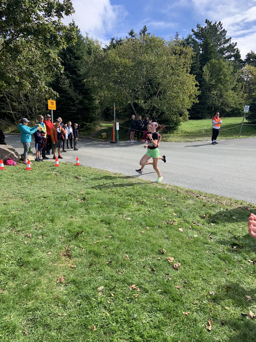 JeanineTuff's tweet photo. My girl finishing her first race of the season to take 4th place! @SPJHPythons @NLAthletics  @MauriceTuff https://t.co/HDaBQXCtvJ