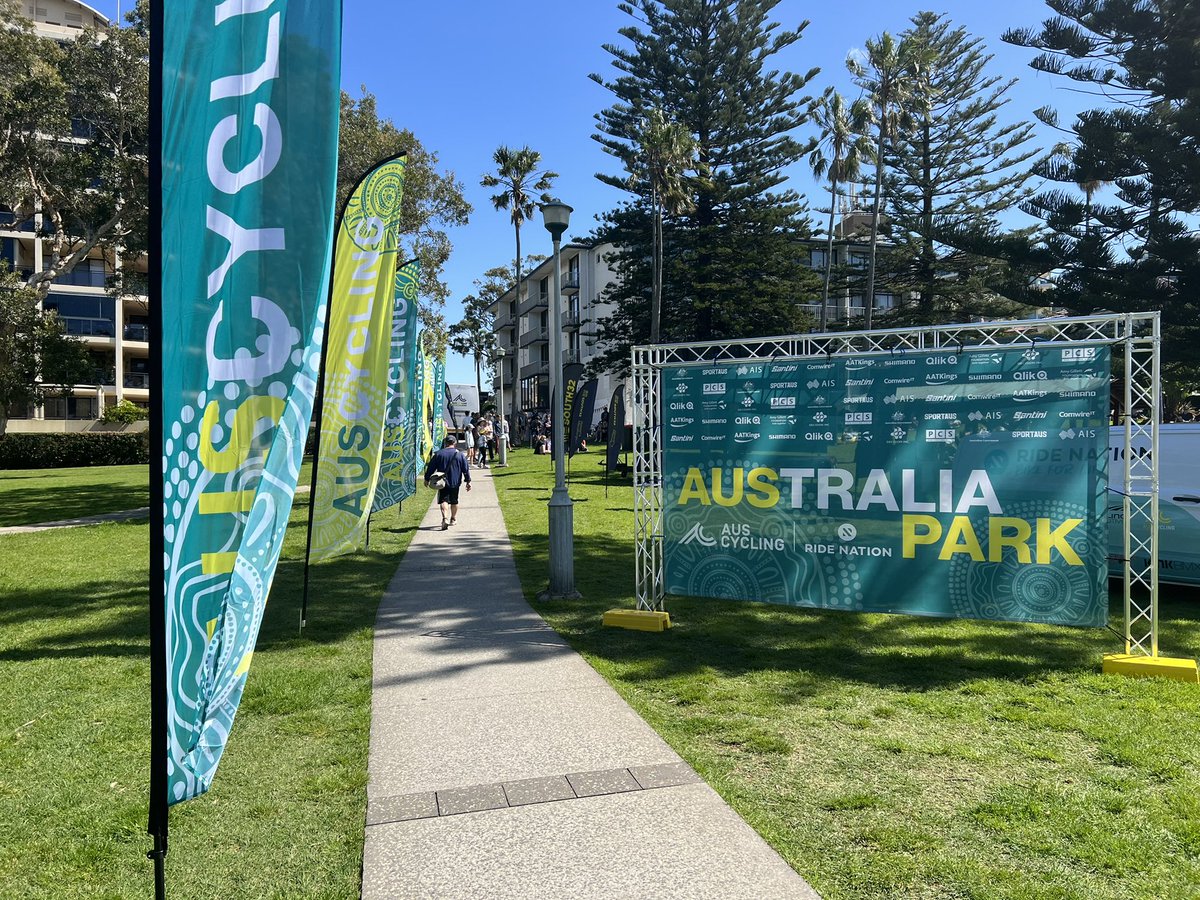 HopmanTash's tweet photo. Enjoying the time trials at the UCI Road World Championships. @GLBrown321 just raced past 🚴‍♀️  #Australia #Wollongong2022 @wollongong2022 https://t.co/7GFMjpAVvb