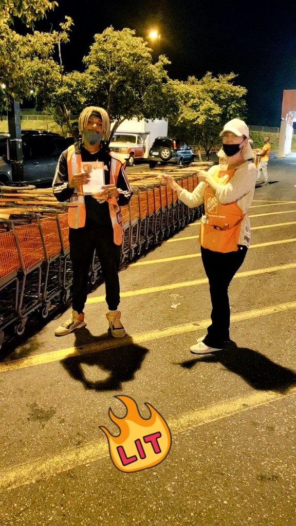 Customer experience  starts in the Parking Lot 💯  Chauncey does a consistent great job keeping carts available for our customers and always available to load 😀 <a href="/Home6213/">Bridgeport Home Depot 6213</a> #cxm #homedepot #Work #district32 <a href="/hmalak/">Sam</a> <a href="/kelly_presti/">Kelly Presti</a> <a href="/CecilR39390896/">CecilR</a> <a href="/gerrymate1/">gerrymate</a> <a href="/HBullard13/">Harold Bullard</a> <a href="/Sammie0887/">Sammarie Bruno</a>