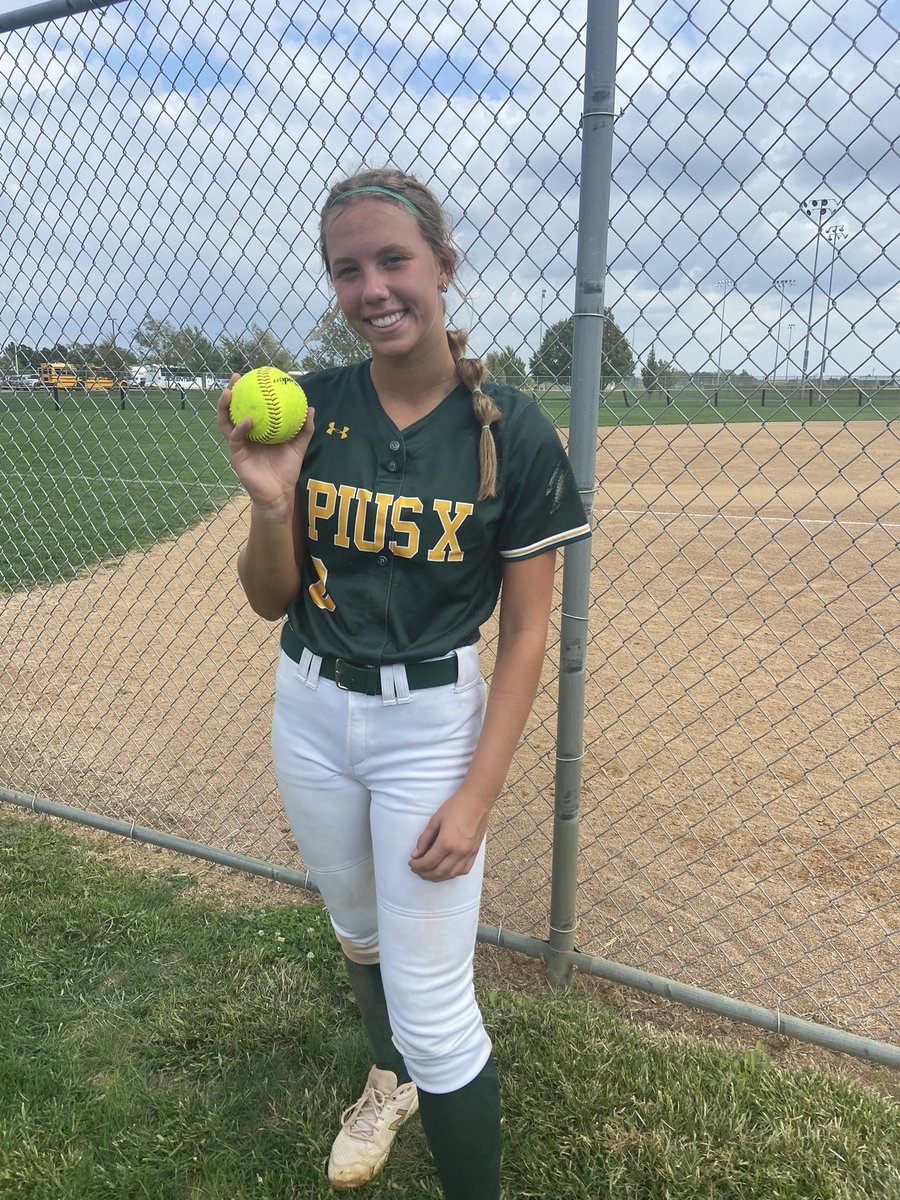 adammailander's tweet photo. Homerun #9 for @skylarmailander. Keep working hard and having fun with your @PX_SOFTBALL teammates!
@NeGold_Neumayer @nefury00 https://t.co/wm6XCO9HUW