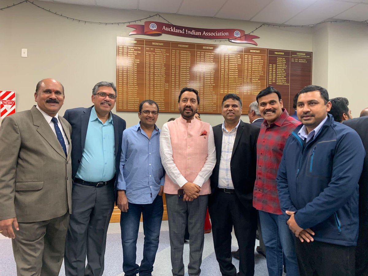 BhavDhillonnz's tweet photo. @IndiaNZDiaspora NZ’s umbrella #IndianDiaspora orgn formed 96yrs ago had Gala Awards night in Auckland honouring achievers 
Great leadership by Narendra Bhana 
@IndiainNZ @ghiya75 @ddhar35 @bhushan_neeta @michaelwoodnz https://t.co/vqqzGmYqSC