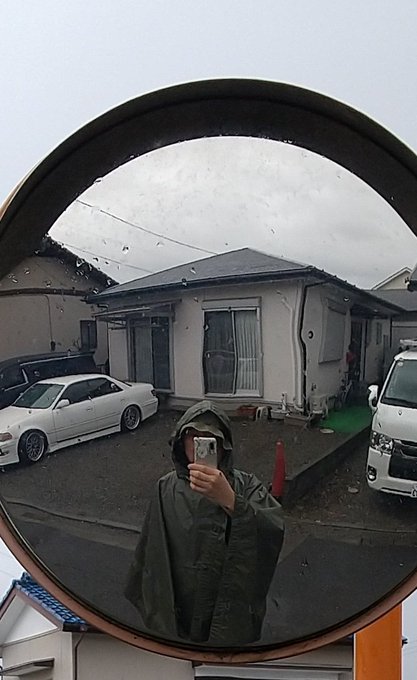 いい天気なので、近所を散歩 