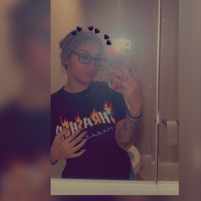 KaylaxAndrade's tweet photo. #NewProfilePic https://t.co/VgIazC2AY5
