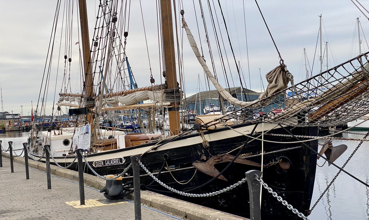 IpsMaritime's tweet photo. Wonderful morning on the waterfront with such beautiful ladies to brighten up our day 🤩
#MaritimeIpswich #WindowMuseum #SeaCadetsUK #ipswichstar24 #EADT24 #ip_swich #IpswichHaven #Ips_Waterfront #volunteers #MaritimeWomenPhotoShare https://t.co/bx0s3A9POL https://t.co/Cw7CnHu0XN