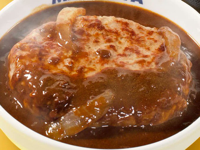 先日、それこそ5年ぶりくらいに松屋のカレー食べたらビックリするくらい美味しくなってて。
ここ数日ずーっと奴の事ばかり考えてます。
(^q^) 