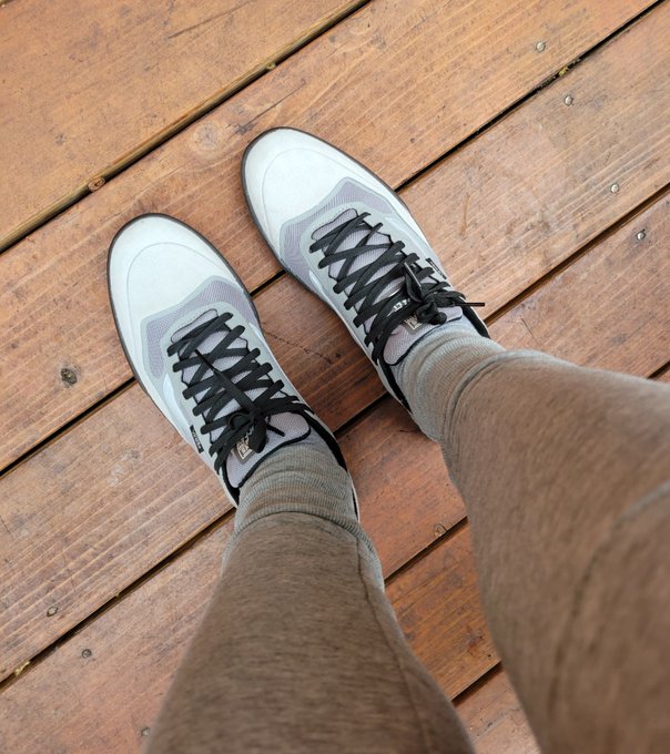 I'm in ? with these Shoes. #feetfinder #onlyfans #Feet #Shoes https://t.co/iFKFapCtS8