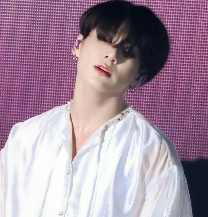 JeonieJan's tweet photo. Jungkook              elso Jungkook https://t.co/7K7FaZue6D