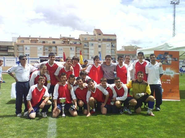 RomanAPF's tweet photo. Qué buenos momentos nos hiciste pasar. ¡Y lo que nos enseñaste! Gracias por todo Juan. DEP https://t.co/frr8SCOk2o