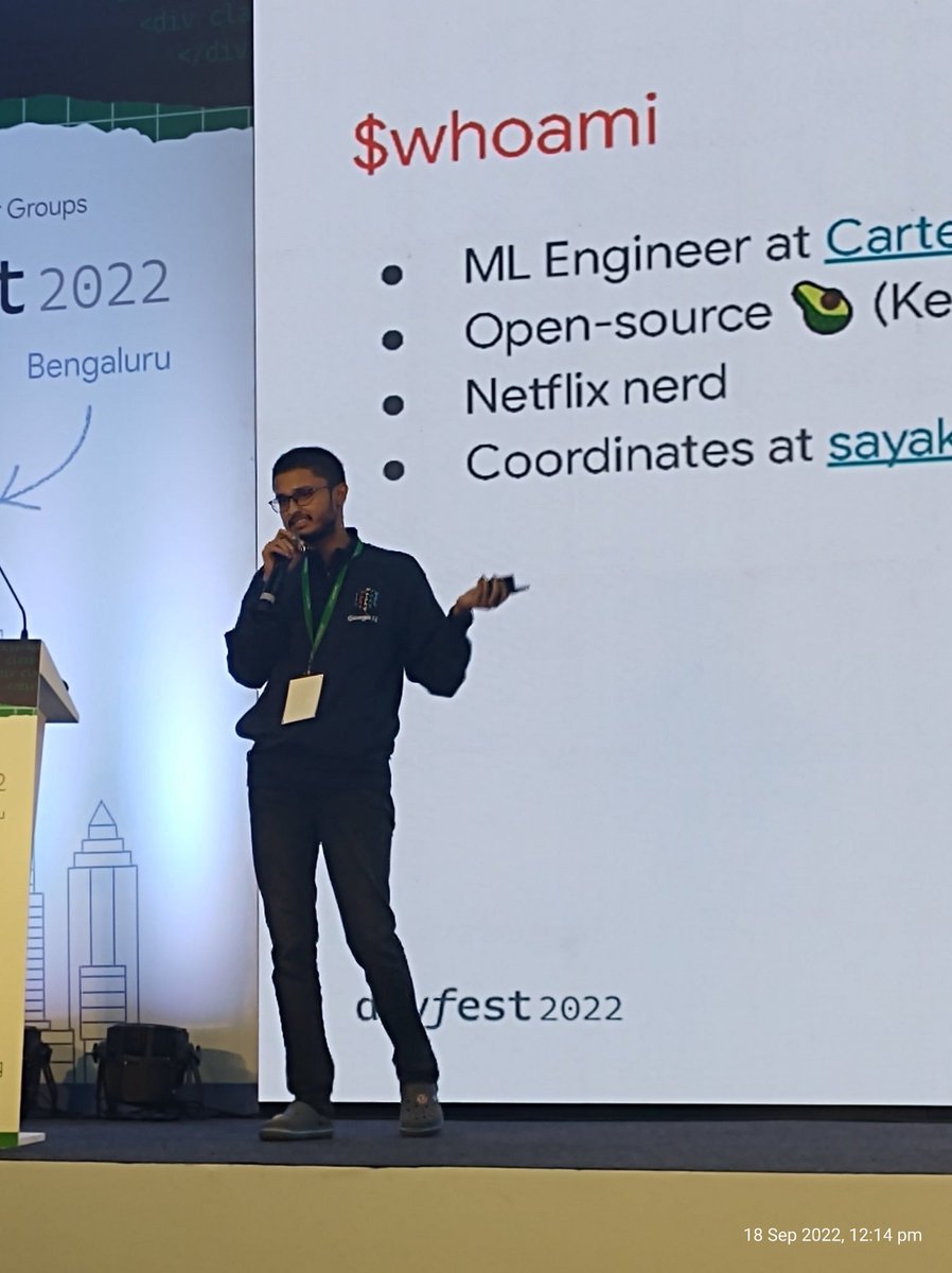theluckiestman's tweet photo. @RisingSayak Excellent speech on "Mobile optimised image recognition model". Learned a lot about the pipelines involved in it💯💯
#DevFest2022
#devfestbangalore #gdgdevfestindia22 
@GDGBLR Thanks for the opportunity ❤️ https://t.co/kFqfzIjZTG