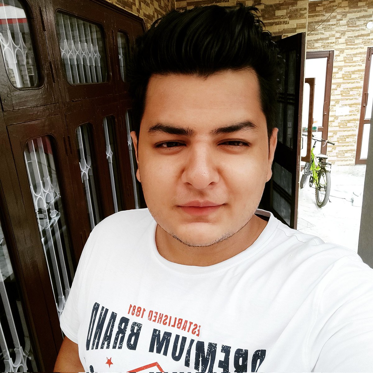 JATIN SANG tweet media