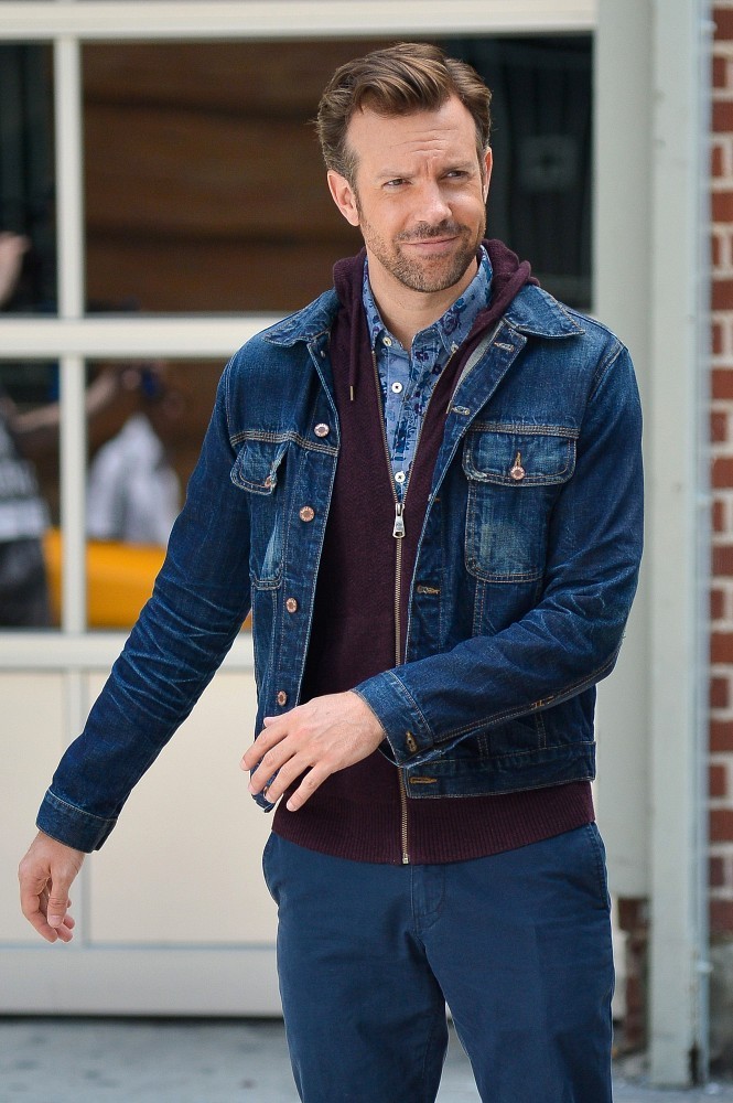 Happy birthday jason sudeikis !!!    