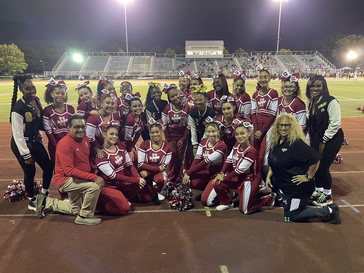 Thank You Shabazz Cheerleading 
for stopping by……#RedwingsCheer #BulldogsCheer #HereWeComeHoboken @HobokenSchools <a href="/nps_malcolmxhs/">Malcolm X. Shabazz High School</a>