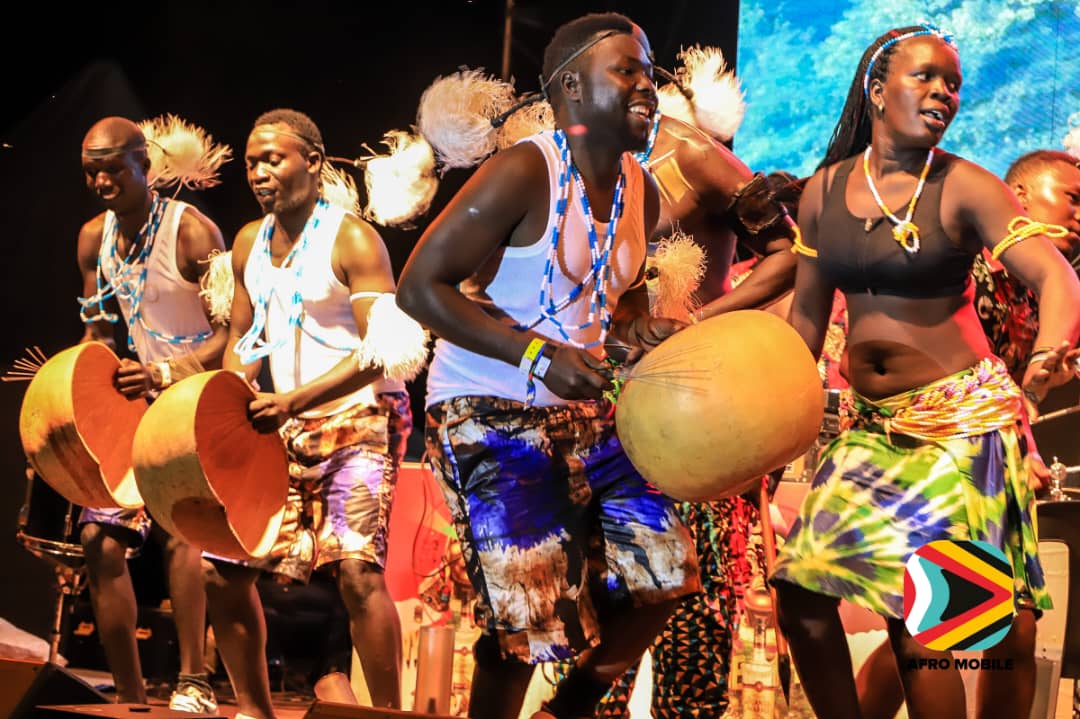 Montez946443061's tweet photo. Representing the Northern ug and ug atlarge #OtimAlpha and the group dancing at #NyegeNyege2022 https://t.co/NDFCf7EckA