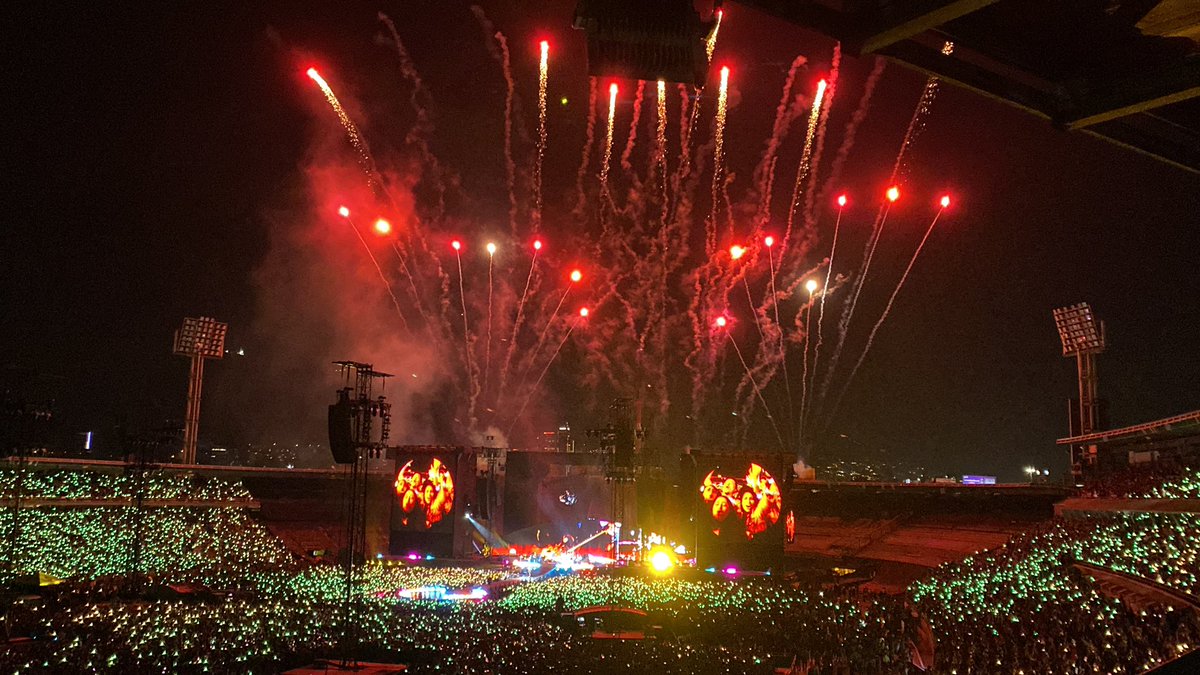 rami_ede's tweet photo. Nada, y absolutamente nadie, me puede quitar esta felicidad, agradecido con el de arriba por todo lo que me da 🤩✨ https://t.co/LjyBN2gnlZ