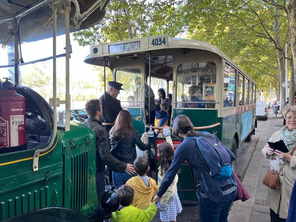 SergeLapinRATP's tweet photo. [#JEP2022] De nombreuses choses à découvrir aujourd’hui encore pour les @JEP #RATP 🤩 Suivez-nous toute la journée avec les #JEPRATP et #MagiciensduPatrimoine ! https://t.co/JAQ5A5m8U1