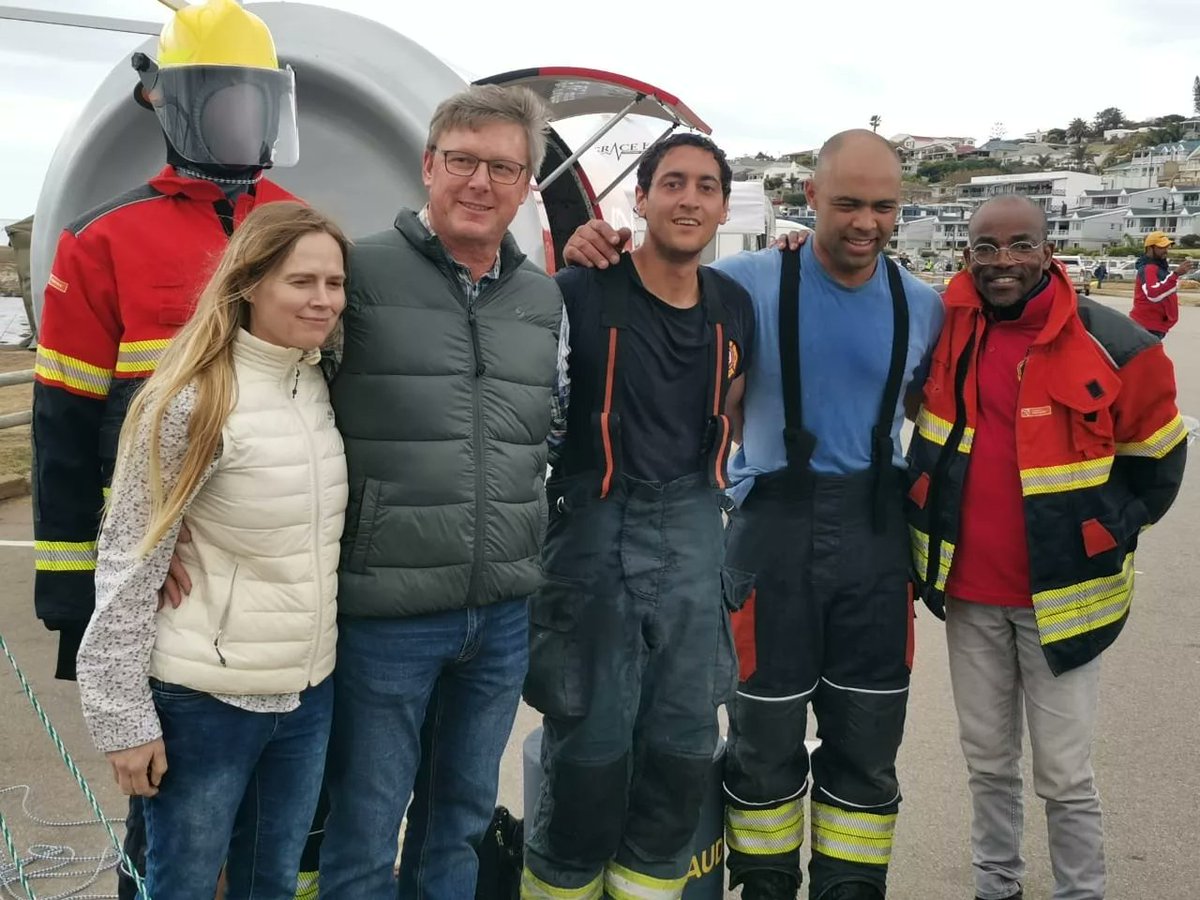 Mayor Dirk Kotze tweet media