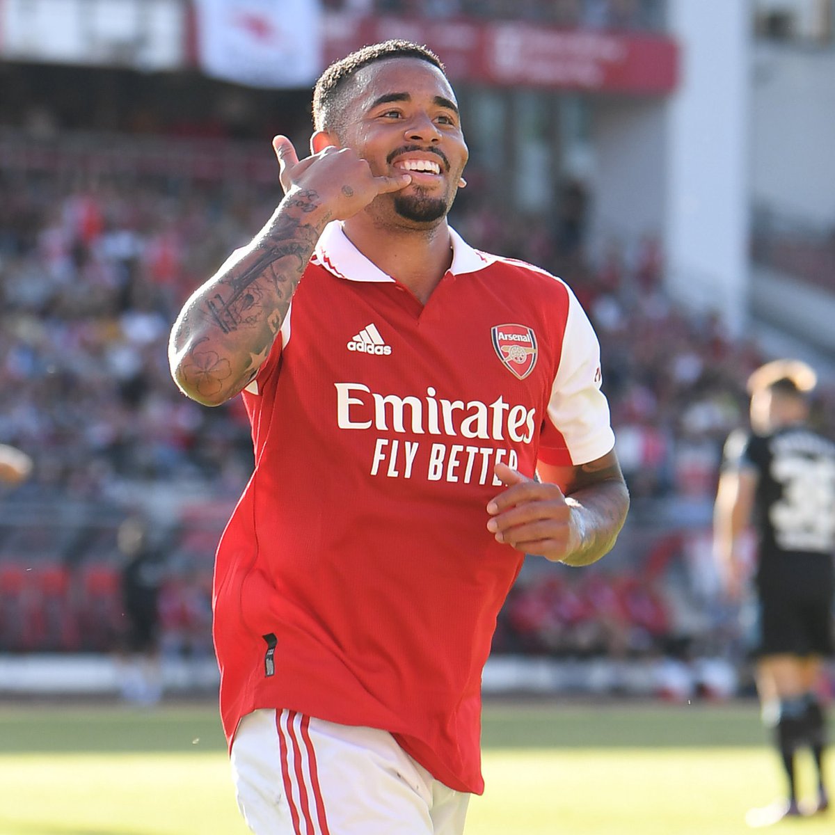 LABELMENSWEAR's tweet image. If Gabriel Jesus scores first for Arsenal today, we’ll giveaway a Stone Island jumper! ❤️

Retweet &amp;amp; follow @LabelMenswear to enter