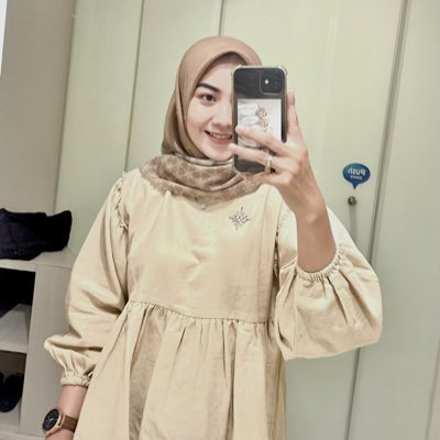 annisda_ tweet picture