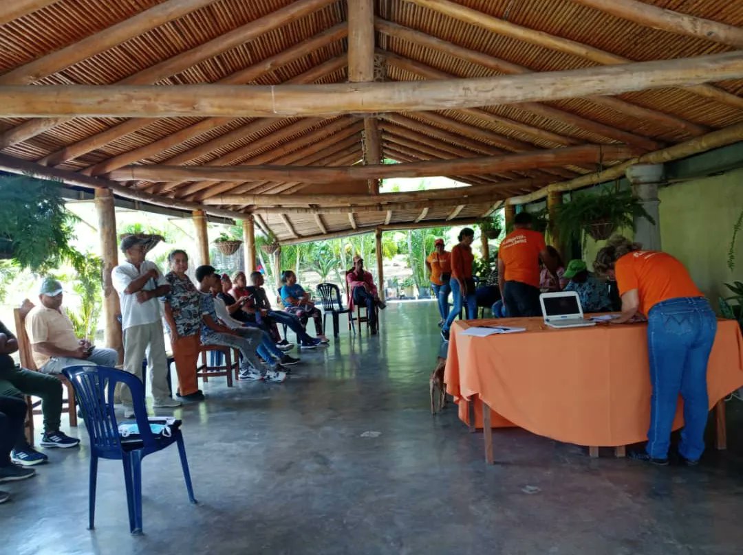movimientosvpa's tweet photo. Desde el Municipio Rómulo Gallegos del Estado Cojedes nuestro Movimientos Sociales organizando sus equipos y estructuras para aportar lo mejor por Vzla.

Gracias a nuestro hermano Coord regional de Movimientos Sociales Cojedes Jesús Rivas https://t.co/OTHO52mYLc