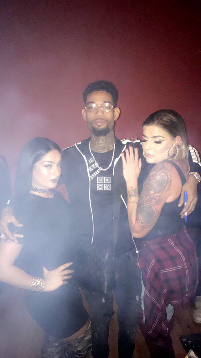 Lacees_Bossedup's tweet photo. He was literally the most chill, humble artist ever. He was just laid back. We had a ball this night. I think everyone at the concert did. I’m still in disbelief. He was a good dude and a outstanding father. Sending love and prayers to all his family and loved ones. @PnBRock https://t.co/EvmbTlGDwR