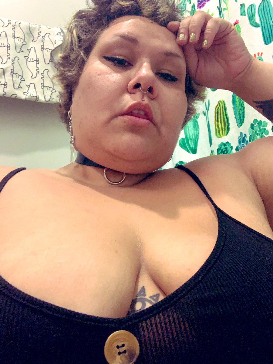 Braindeadfeline's tweet photo. New content on my onlyhams ๐ฅ๐ฅโ๏ธโ๏ธ
#SSBBWbelly #ssbbw #submilf #chokemedaddy https://t.co/dpqccR4w6D