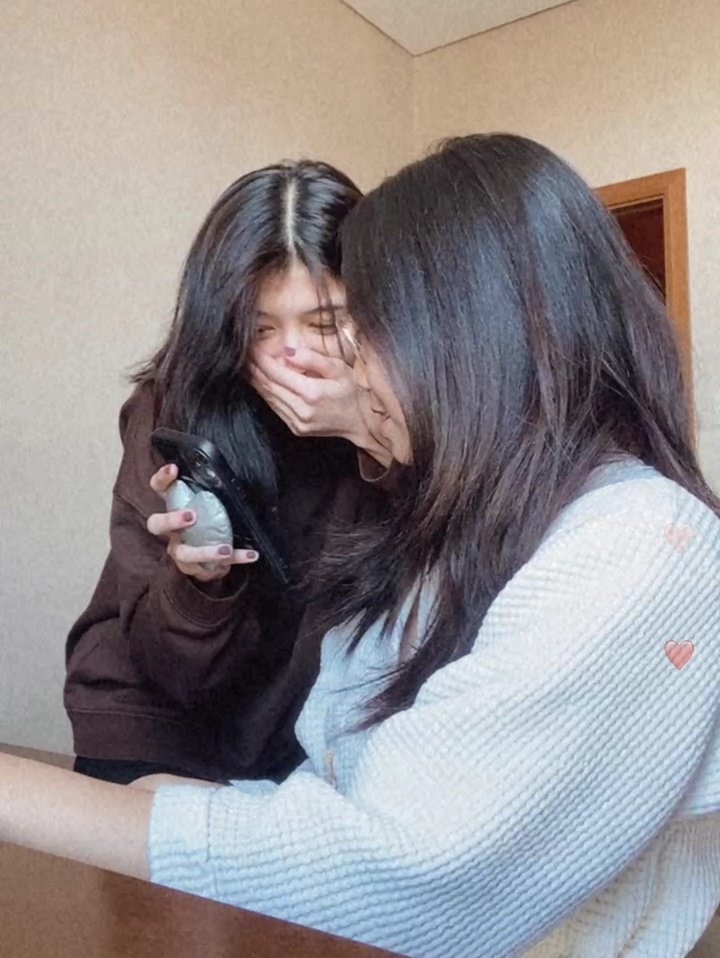 here4kaia's tweet photo. charhia sa umaga!! edi goodmorning sa inyong lahat 😌🍊🦊 @KAIA_Members

#KAIA @KAIAOfficialPH #KAIA_SOPHIA #KAIA_CHARLOTTE https://t.co/7QMxqSQ6pJ