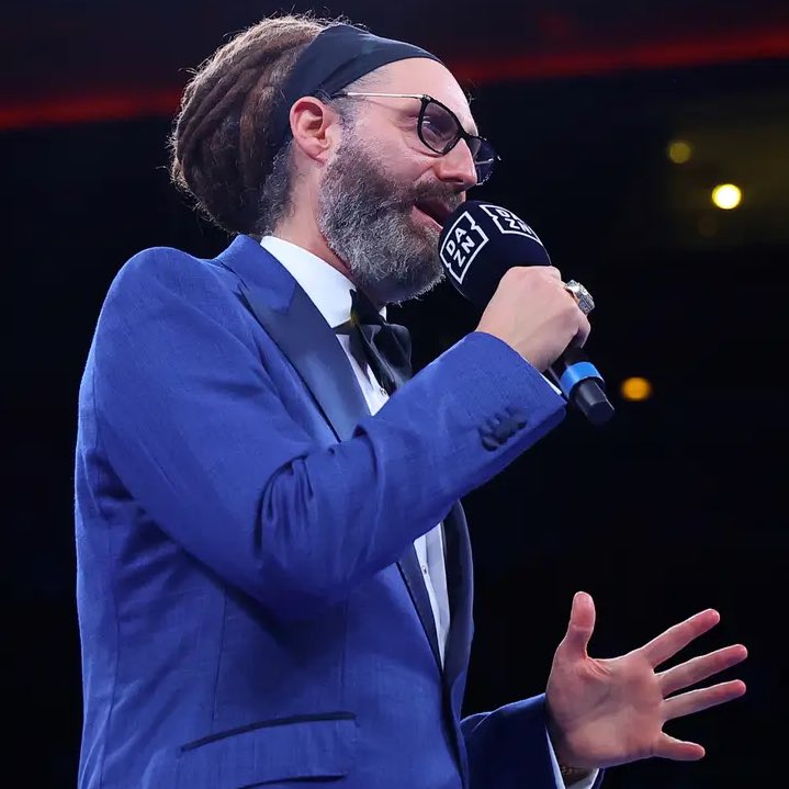 rob-tebbutt-on-twitter-oh-say-can-you-see-you-see