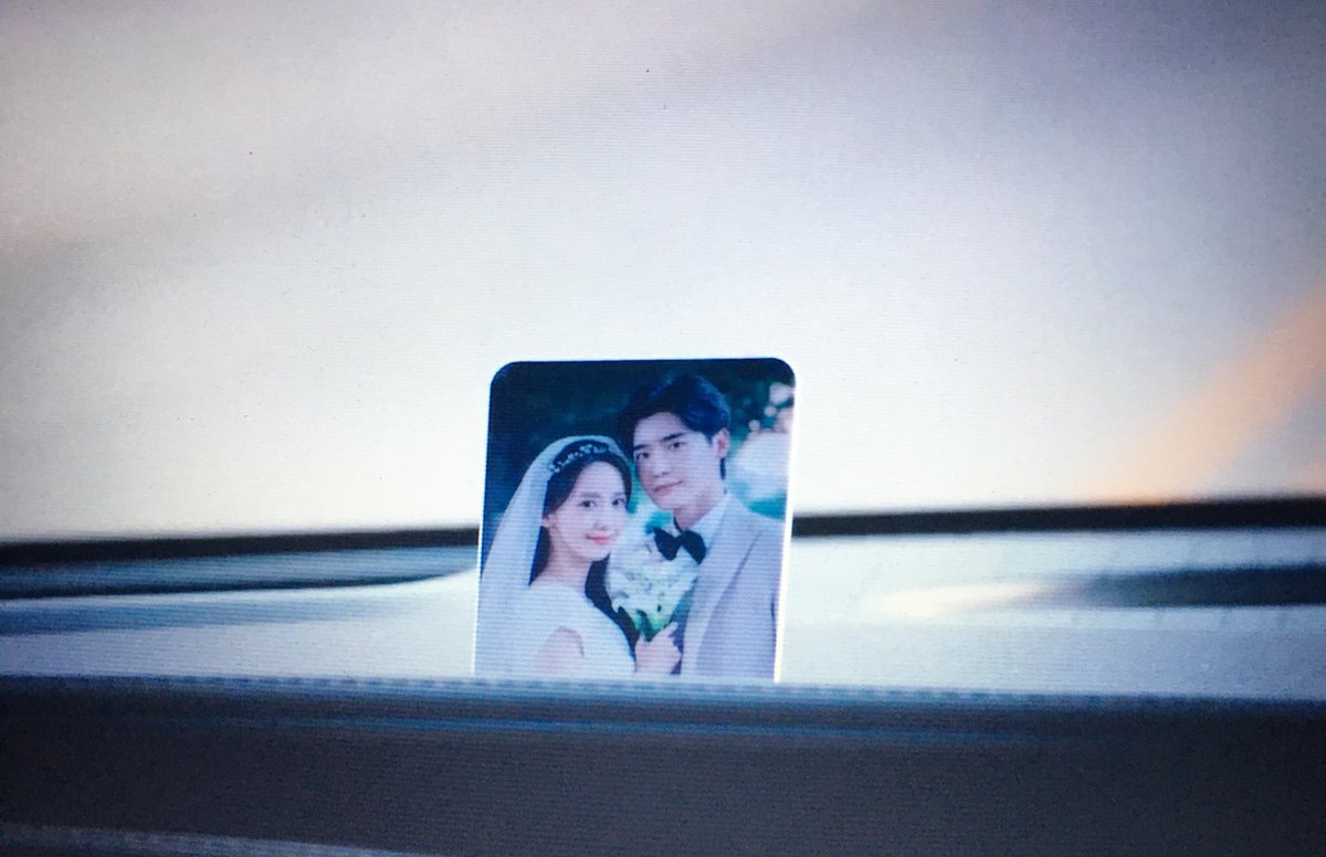 allenjane_'s tweet photo. buti na lang may photocard ka bhie https://t.co/AKcD55s3hc
