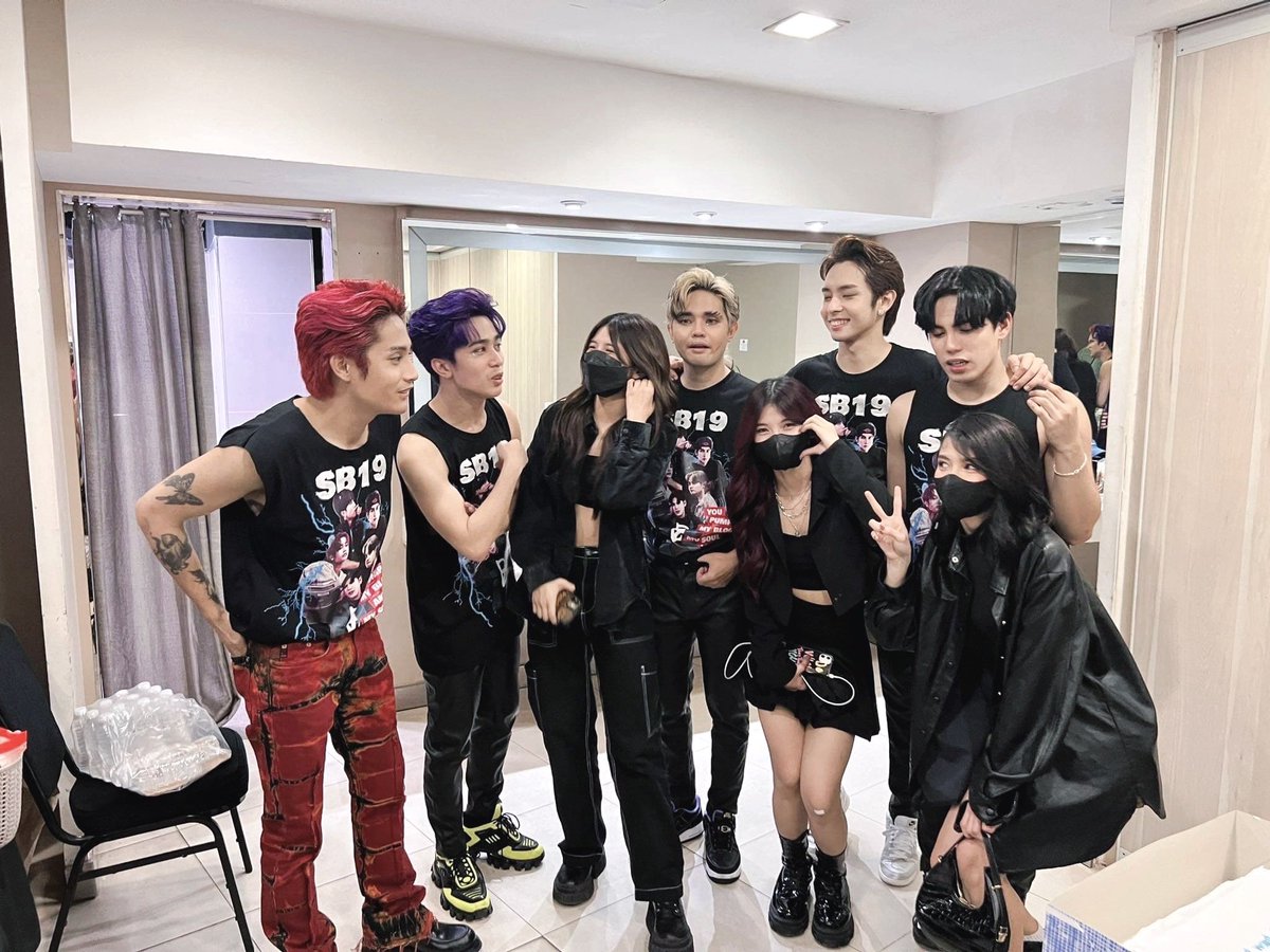 KAIA_Members's tweet photo. Congrats, kuyas! ✨ @SB19Official #wyat #WYATKickoffConcert #WYATTourManila https://t.co/zhzByfSf0u