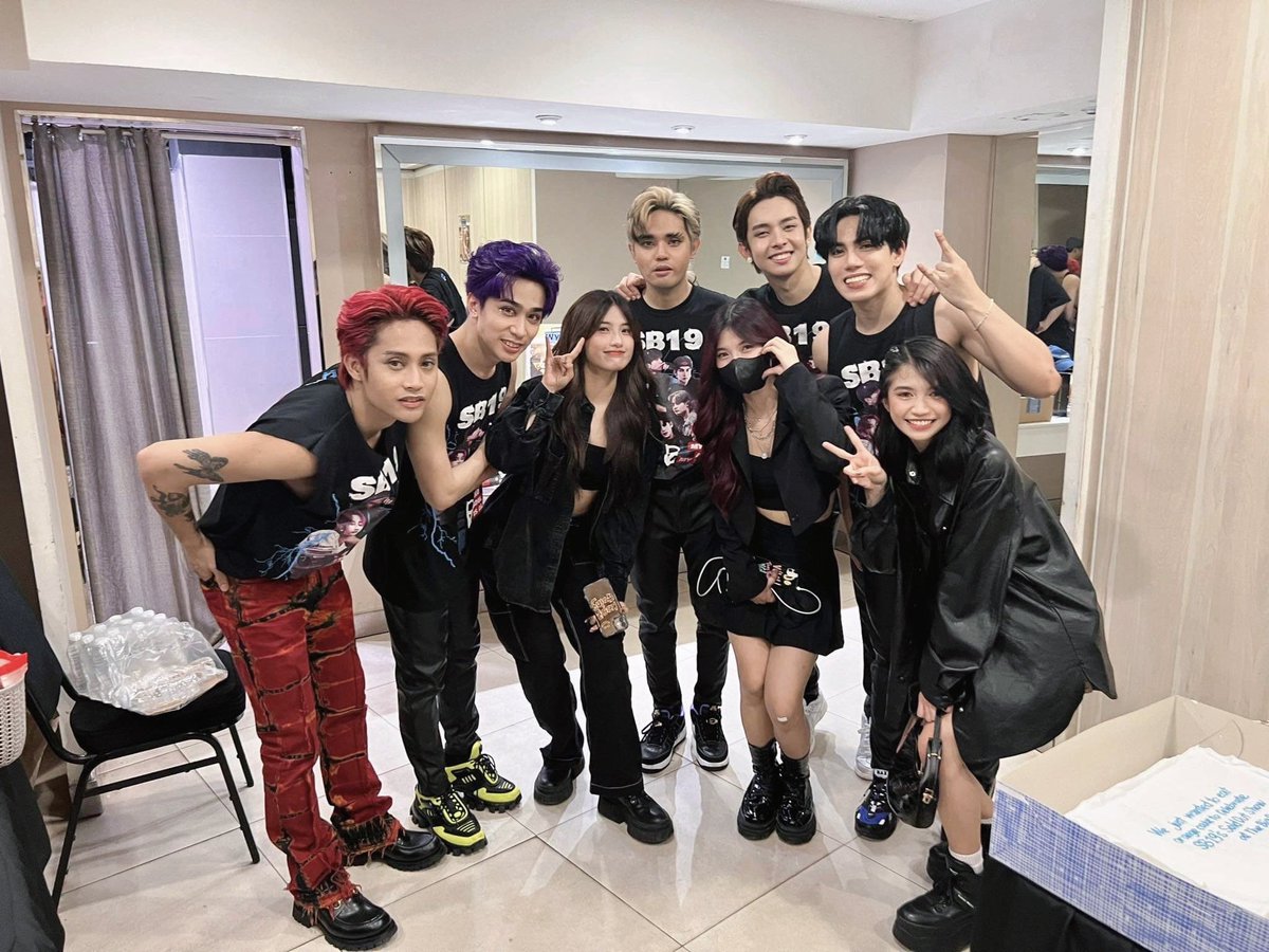 KAIA_Members's tweet photo. Congrats, kuyas! ✨ @SB19Official #wyat #WYATKickoffConcert #WYATTourManila https://t.co/zhzByfSf0u
