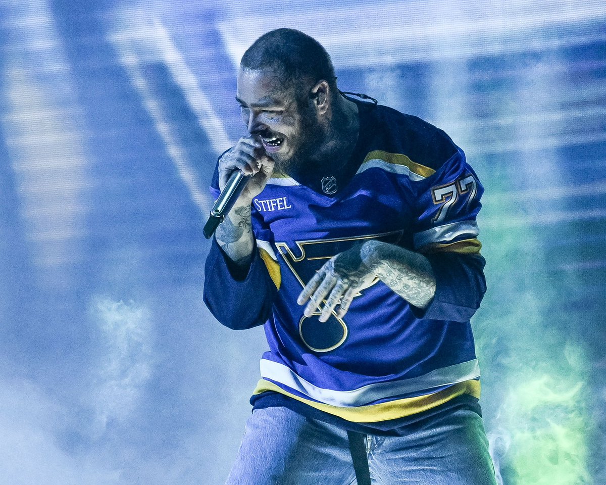 StLouisBlues's tweet photo. When I show up, got 'em sayin', "Wow" https://t.co/mdeovKaNLU