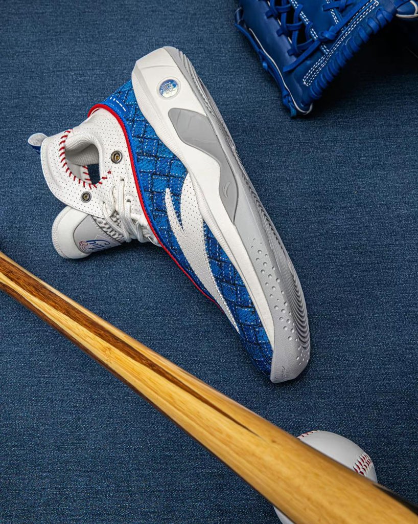 Hi_basketball's tweet photo. Anta Kt8 Baseball ⚾️⚾️
Shop: https://t.co/NAxrLJYLKY

#antakt8 #baseball #kt8baseball #anta #antashoes #antasport #antanews #antaklaythompson #klaythomson #klaythomsonkt8 https://t.co/SbhM0yVRZd