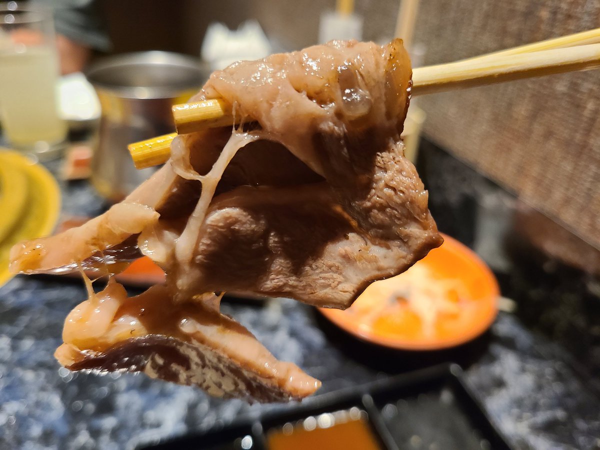 shunwasaGG's tweet photo. 焼き肉いった。くそうまかった。
#フォートナイト #焼き肉 #肉 #飯テロ https://t.co/tv6PT4vGcE